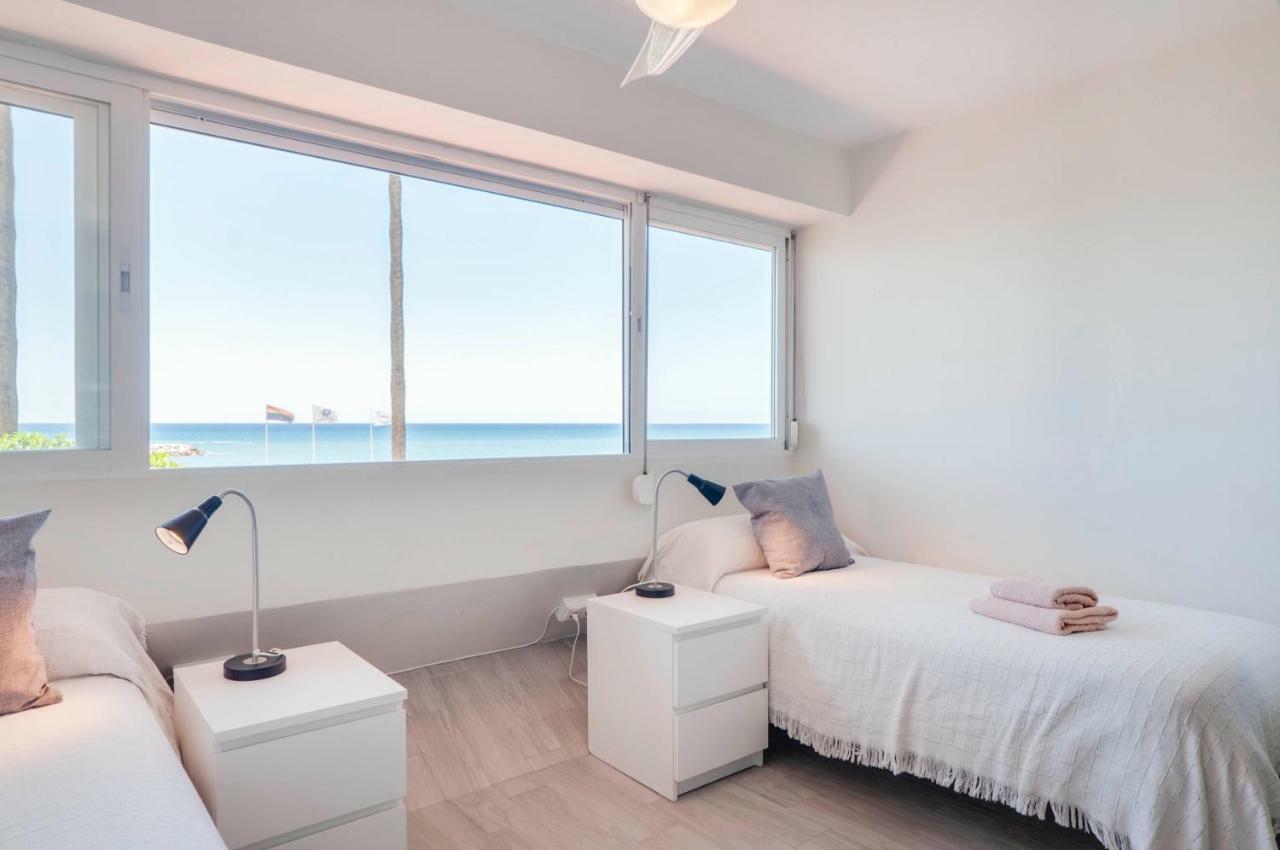 Eden Roc BeachFront Apartments Marbella Exterior foto